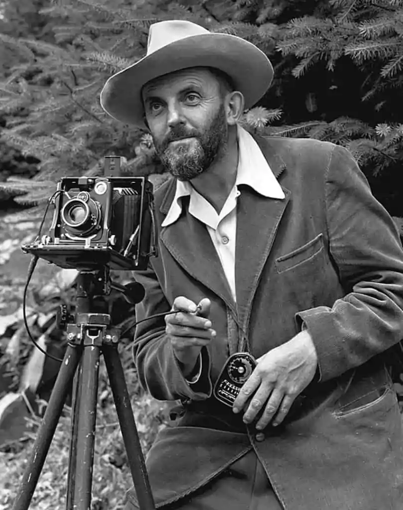 1 Ansel Adams 810x1024 - Fotógrafos Famosos: 10 Que Você Deveria Conhecer