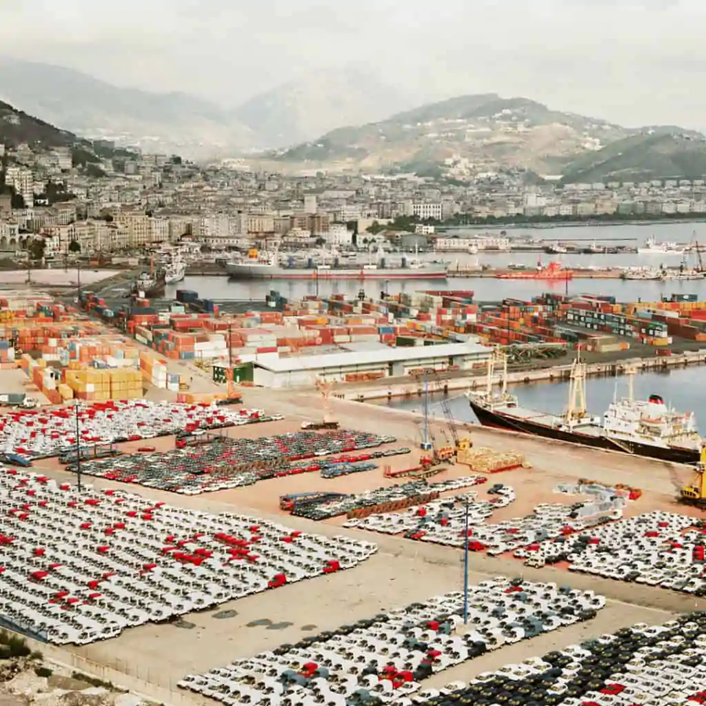 andreas gursky 3 1 1024x1024 - Fotógrafos Famosos: 10 Que Você Deveria Conhecer